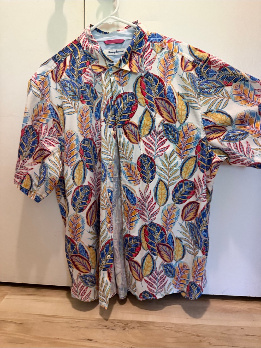Tommy Bahama White Short Sleeve Leaf Print Button-Down Shirt - Blue/Yellow/Red